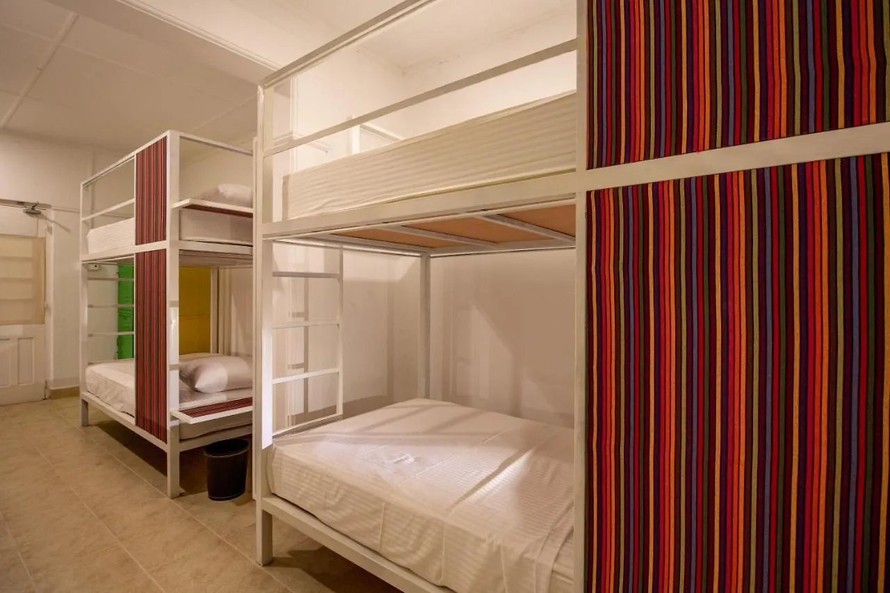 Hostel Lost & Found - Kandy Sri Lanka