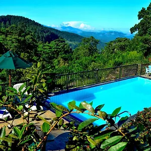 https://the-grand-hills.kandyhotelsnow.com